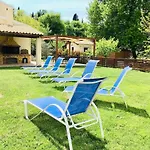 Villa Chloe With Private Heated Pool